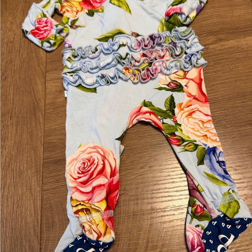 Posh Peanut Country Rose Bamboo Sleeper - Picture 7 of 7